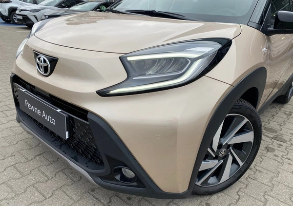 Toyota Aygo X cena 82500 przebieg: 230, rok produkcji 2023 z Kalisz małe 596